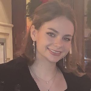 Meet your Posher, Stella